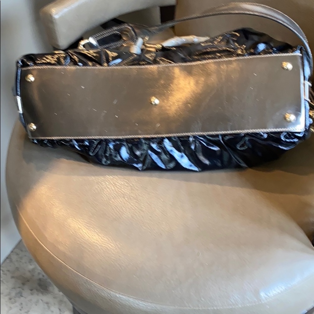 Purse - Picture 3 of 6